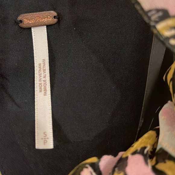 🆕Free People Mabel Printed Blouse - Picture 13 of 13